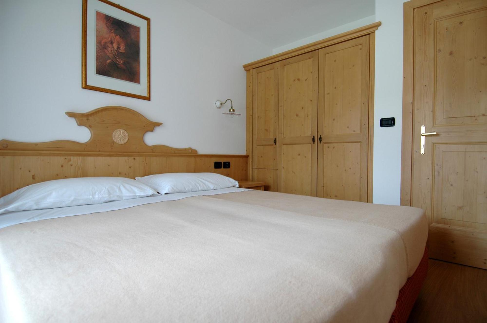 Residence Pez Gajard San Martino Di Castrozza Exterior foto